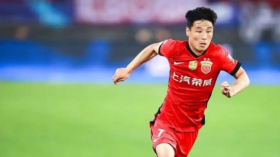 武磊點射破荒，海港補時階段1-1逼平泰山