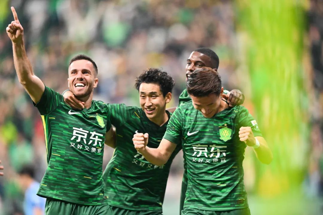 五連勝創(chuàng)隊(duì)史紀(jì)錄，國安卻因訓(xùn)練場(chǎng)自曝尷尬