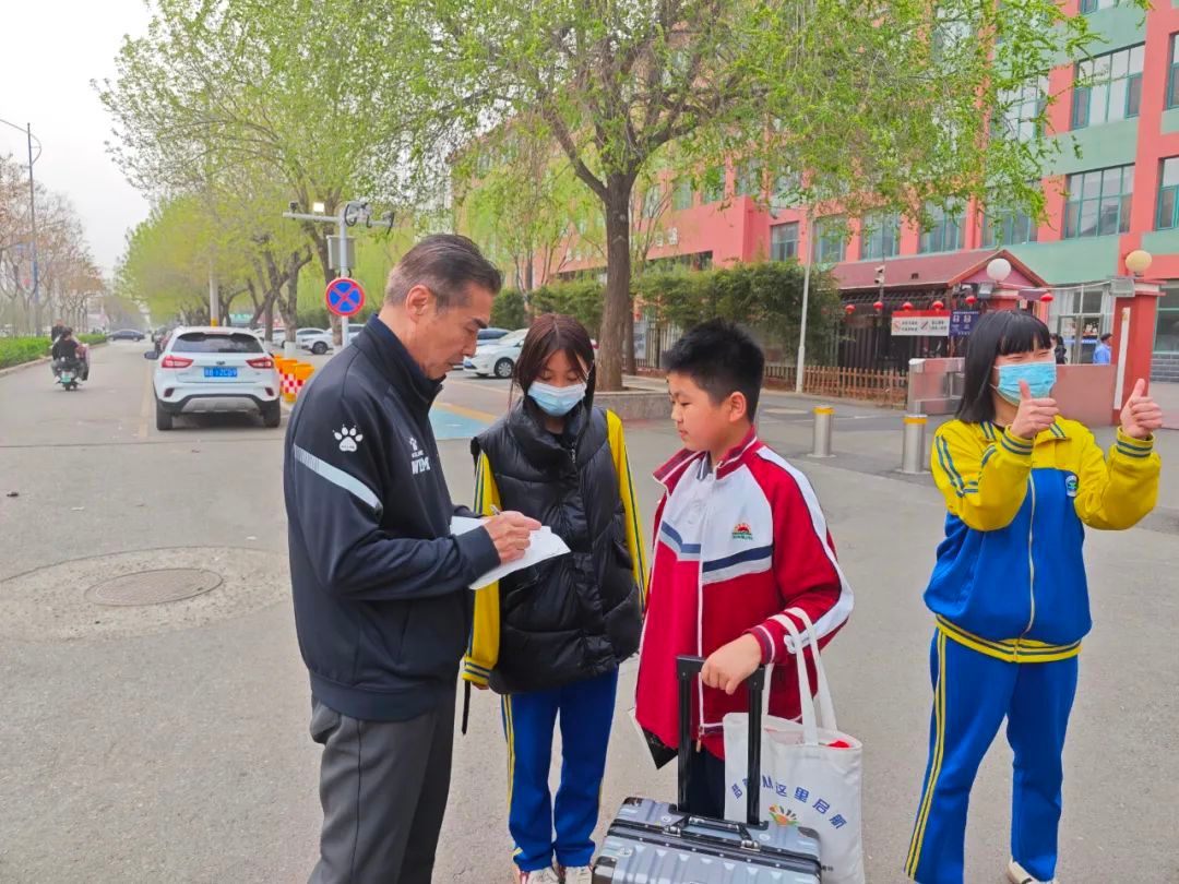 前女足主帥王海鳴扎根遵化校園：青訓(xùn)不收費(fèi)，先育人后踢球